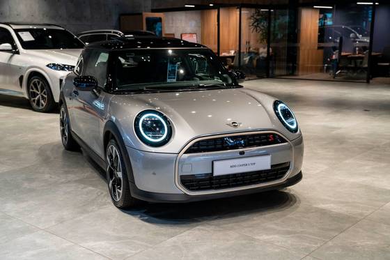 MINI COOPER 2.0 16V TWINPOWER GASOLINA S TOP 2P STEPTRONIC